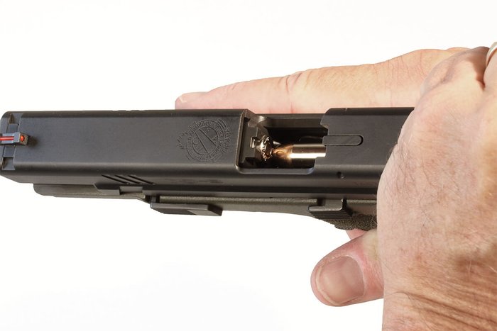 Malfunction-Clearing Techniques Need To Be Second Nature - Handguns (image showing handgun jam clearing / malfunction handling)